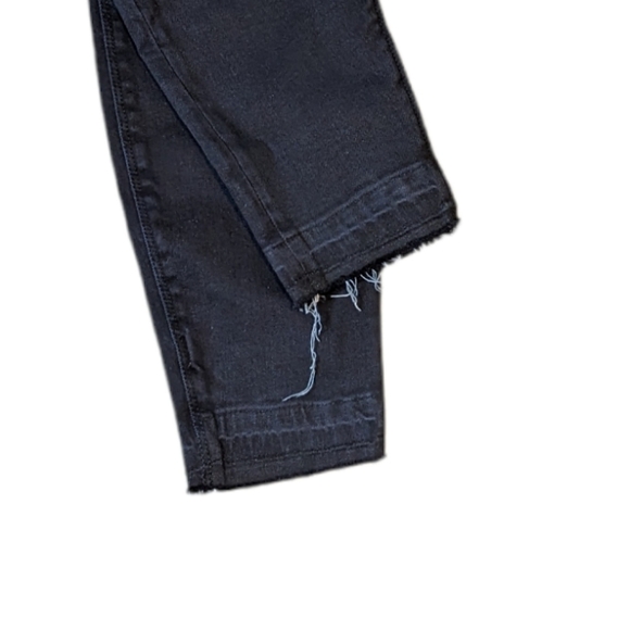 Spanx Vintage Distressed Ankle Black Skinny Jeans.,Size Small - Picture 6 of 7